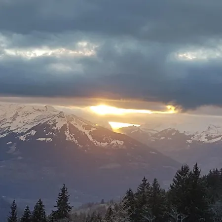 Top Of The World Chalet With Awesome Dents Du Midi View Fireplace 3 Bedrooms Ski In Ski Out Too Chalet Gryon