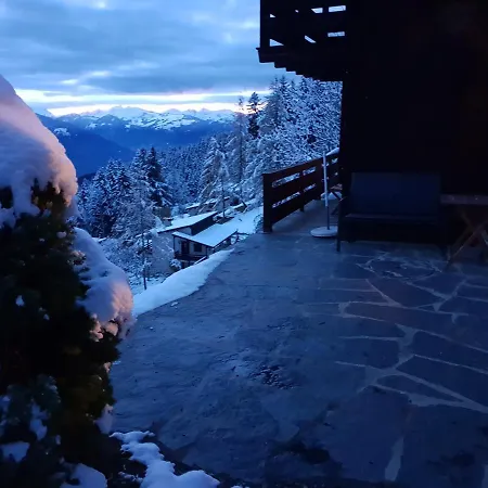 Top Of The World Chalet With Awesome Dents Du Midi View Fireplace 3 Bedrooms Ski In Ski Out Too *